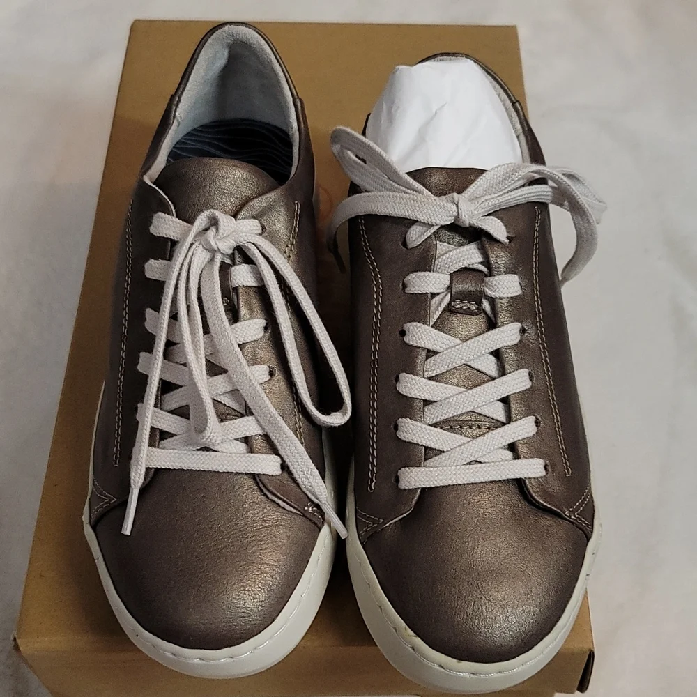 Softinos by FLY London Leather Lace-Up Sneakers - Bauk
